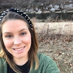 Meet your Posher, Cortney